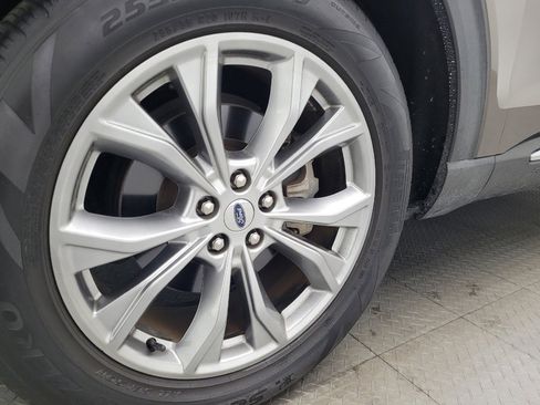 Used 2021 Ford Explorer XLT w/ Equipment Group 202A image 31