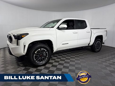 Used 2026 Toyota Tacoma TRD Sport AWD/4WD image 1