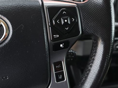 Used 2020 Toyota Tacoma SR5 image 26