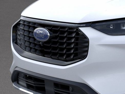 New 2025 Ford Escape SE w/ PHEV Premium Package FWD image 17