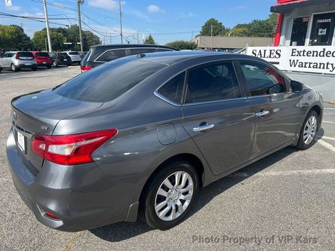 Used 2017 Nissan Sentra SV image 4