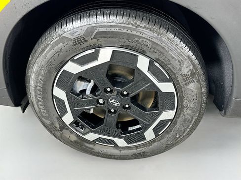 Certified 2025 Hyundai Santa Fe SEL FWD image 29