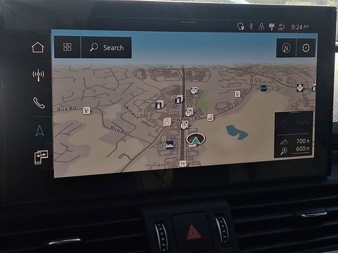 Used 2023 Audi Q5 e Premium Plus w/ Premium Plus Package image 17