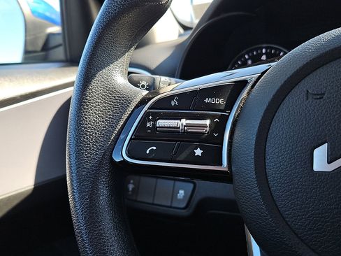 Used 2022 Kia Forte LXS image 20