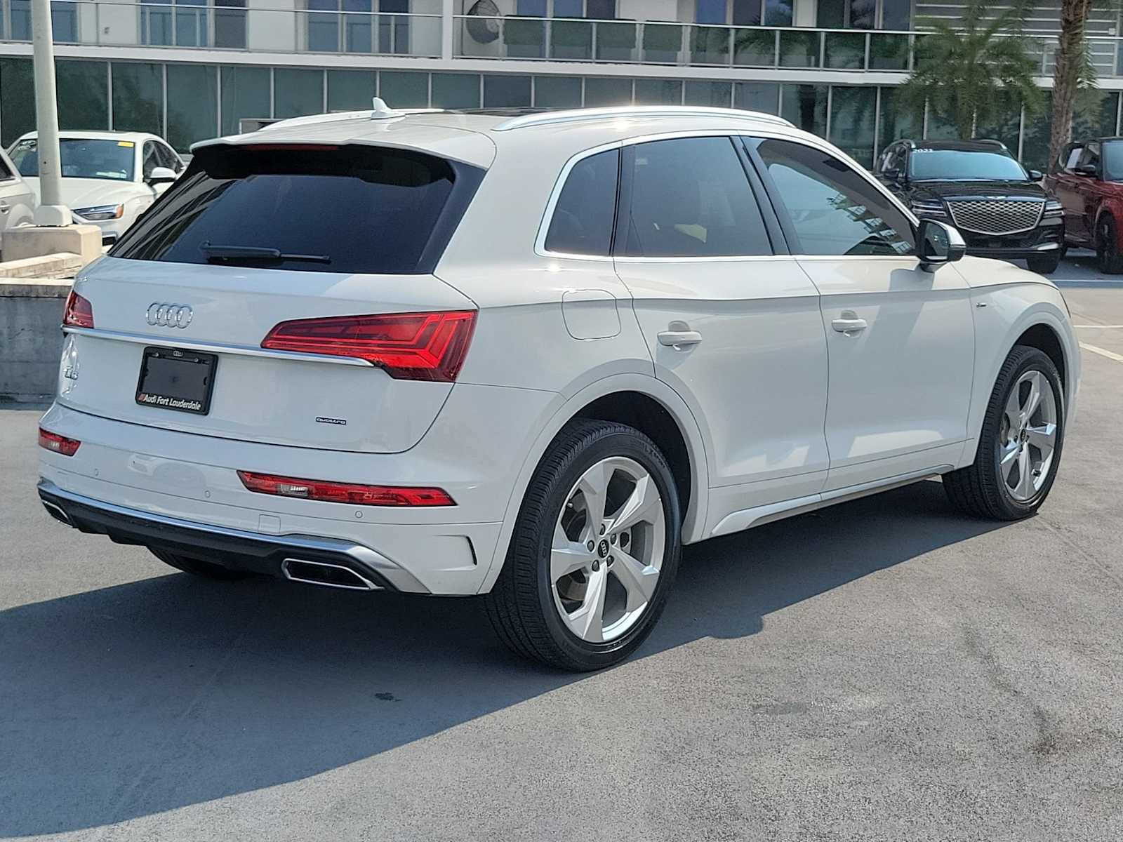 Certified 2023 Audi Q5 2.0T Premium Plus w/ Premium Plus Package AWD/4WD image 6