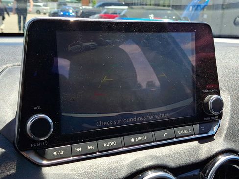 Used 2021 Nissan Sentra SV FWD image 19