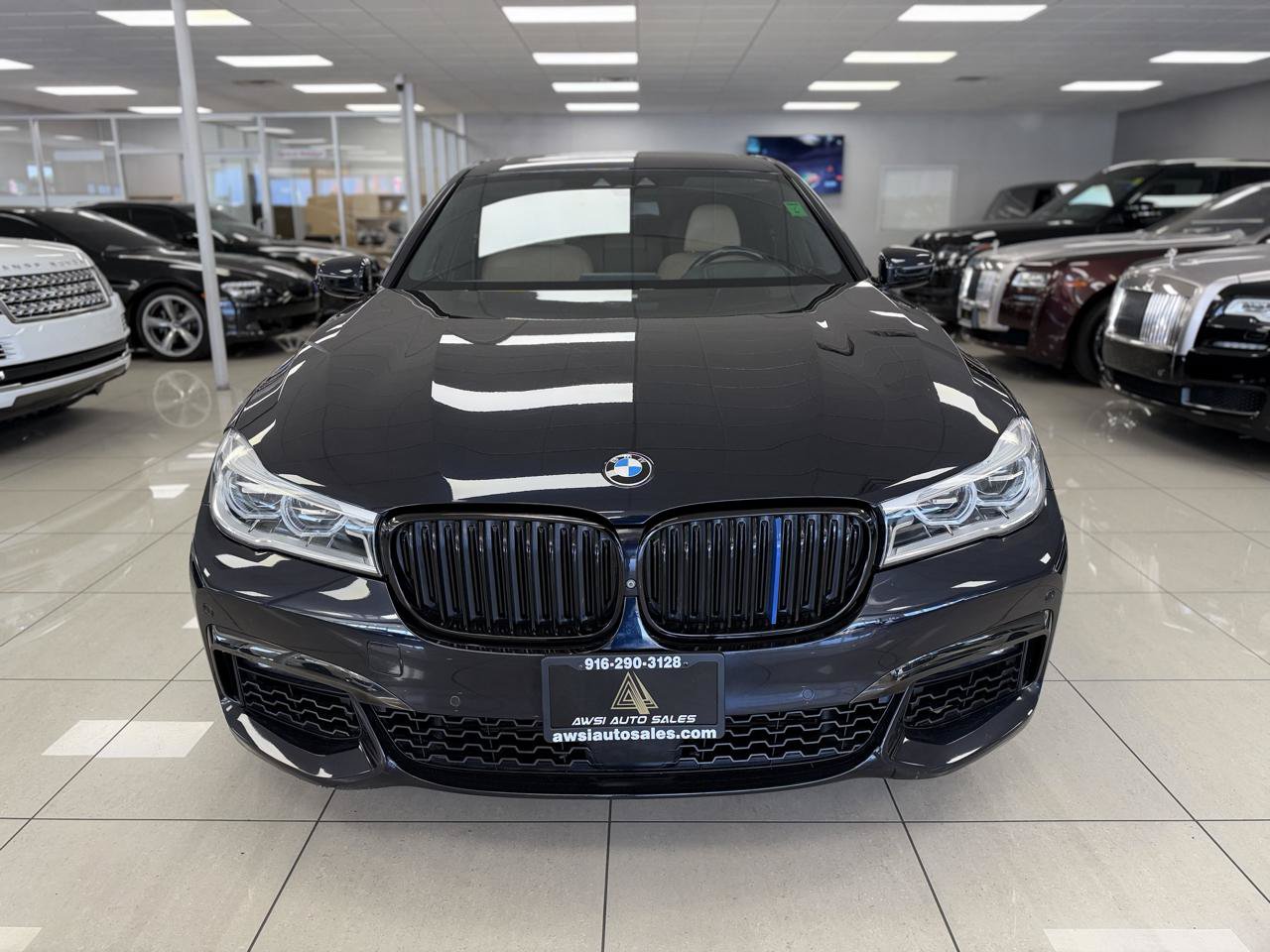 Used 2016 BMW 750i xDrive AWD/4WD image 4