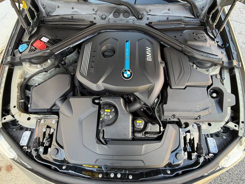Used 2017 BMW 330e image 23