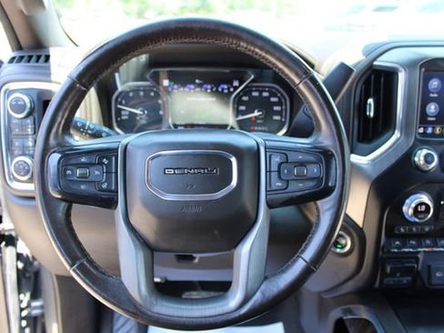 Used 2021 GMC Sierra 1500 Denali w/ Denali Ultimate Package AWD/4WD image 17