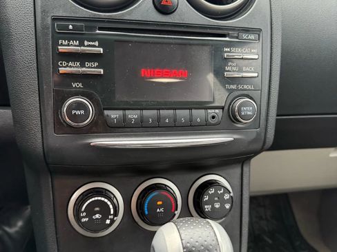 Used 2014 Nissan Rogue S w/ Convenience Package image 33