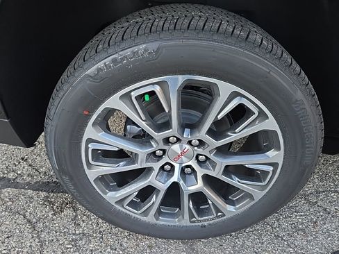 New 2026 GMC Yukon XL Denali w/ Sun & Power Step Package image 47