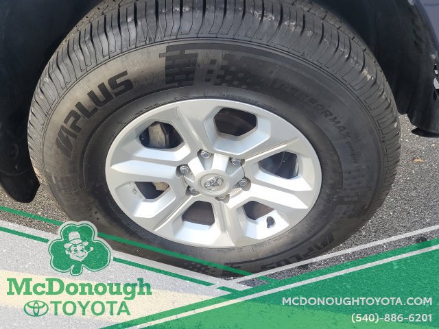 Used 2023 Toyota 4Runner SR5 Premium w/ Moonroof Package RWD image 30