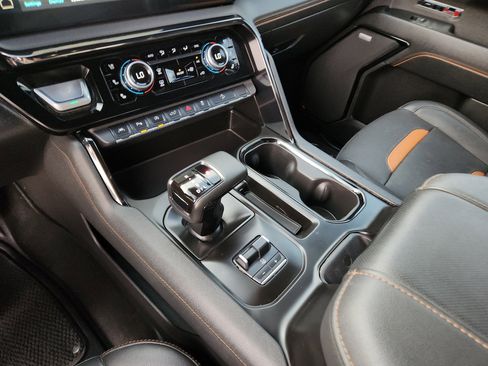 Used 2023 GMC Sierra 1500 AT4 w/ AT4 Premium Package image 19