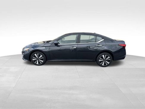 Used 2021 Nissan Altima 2.5 SV image 15