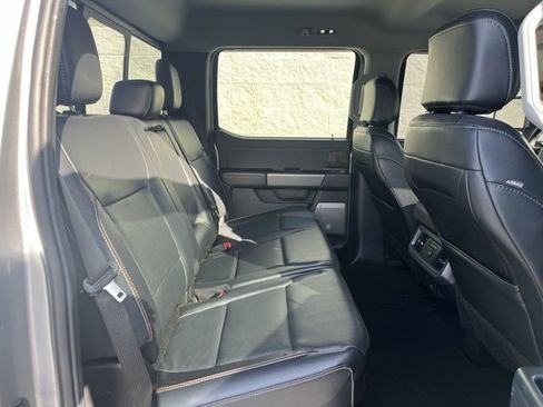 Used 2024 Ford F250 Lariat w/ Chrome Package image 9