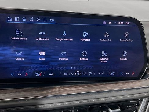 Used 2025 Chevrolet Tahoe LT image 15