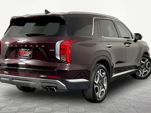 Used 2024 Hyundai Palisade Limited AWD/4WD image 6