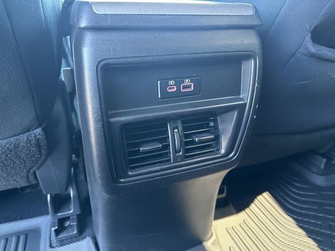 Used 2021 Nissan Murano SV AWD/4WD image 16