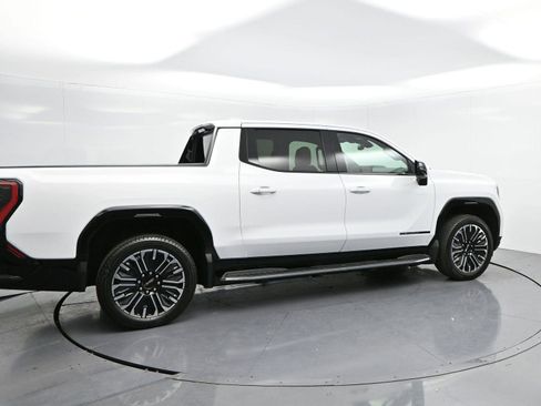 Used 2026 GMC Sierra EV Denali image 8