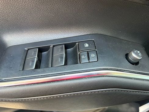 Used 2022 Toyota Highlander Platinum AWD/4WD image 15