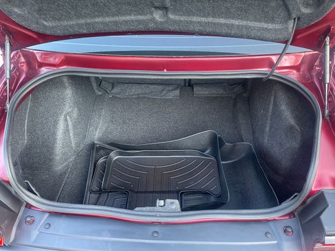 Used 2018 Dodge Challenger T/A image 31