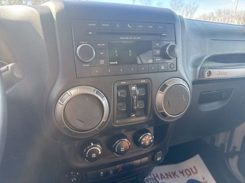 Used 2016 Jeep Wrangler Unlimited Sport w/ Quick Order Package 24S image 18