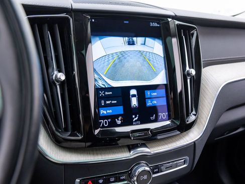 Used 2021 Volvo XC60 T6 Inscription w/ Advanced Package image 24