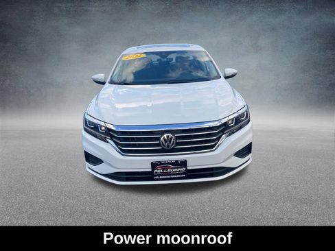 Used 2022 Volkswagen Passat 2.0T SE image 10