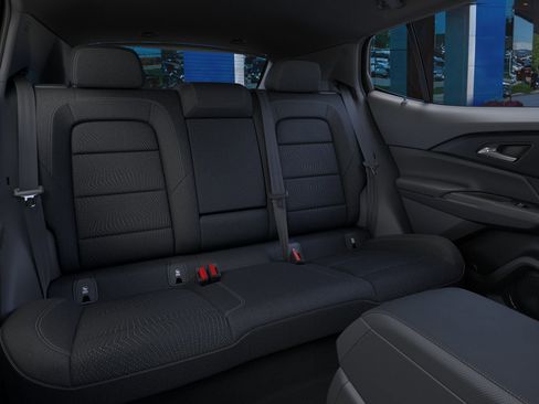 New 2026 Chevrolet Equinox EV LT image 17