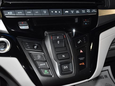 Used 2026 Honda Odyssey Touring image 13