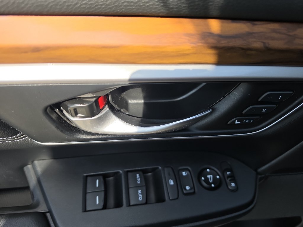 Used 2021 Honda CR-V Touring image 22