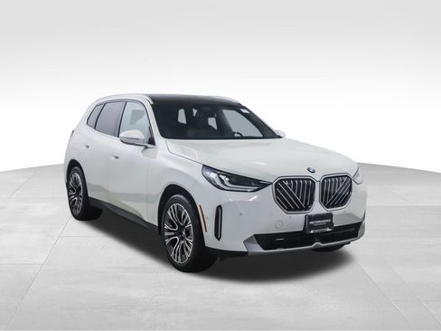 New 2026 BMW X3 xDrive30 w/ Premium Package image 7