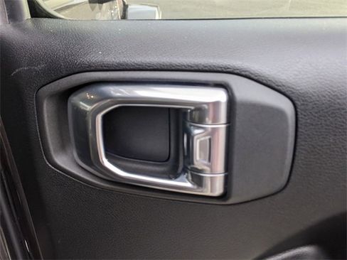 Used 2021 Jeep Wrangler Unlimited Rubicon w/ LED Lighting Group image 33