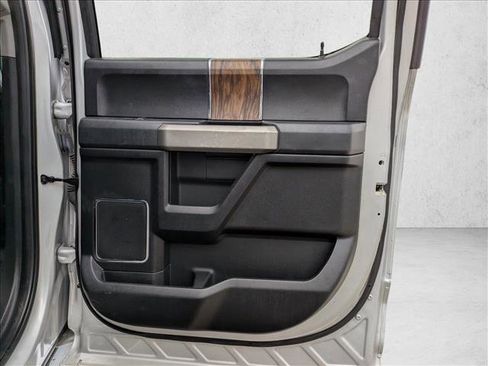 Used 2019 Ford F150 Lariat w/ Equipment Group 502A Luxury image 14