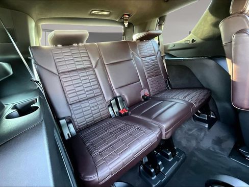 Used 2023 Cadillac Escalade Sport Platinum RWD image 30