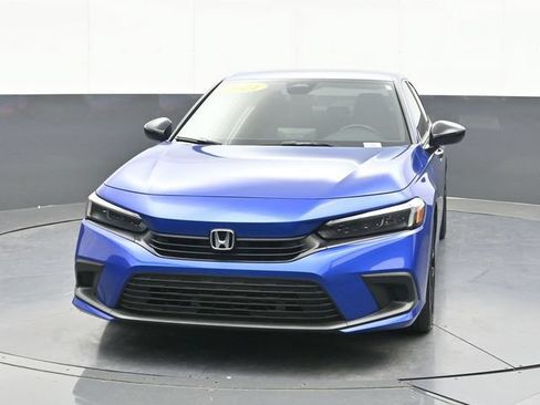 Used 2024 Honda Civic Sport image 2