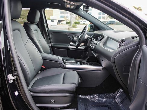 Certified 2025 Mercedes-Benz GLA 250 GLA 250 image 17