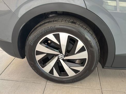 Used 2023 Volkswagen ID.4 Pro RWD image 11