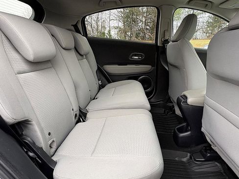 Used 2020 Honda HR-V EX image 12