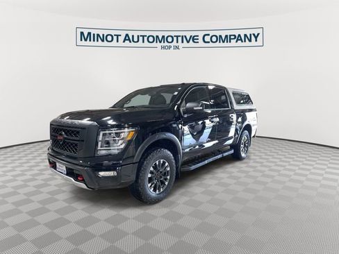 Used 2021 Nissan Titan PRO-4X w/ Pro-4x Convenience Package AWD/4WD image 4
