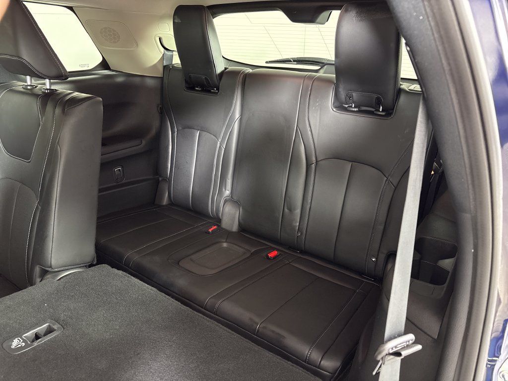 Used 2022 INFINITI QX60 Luxe w/ Vision Package FWD image 32
