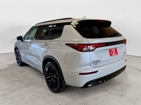 New 2026 Nissan Rogue Platinum AWD/4WD image 3