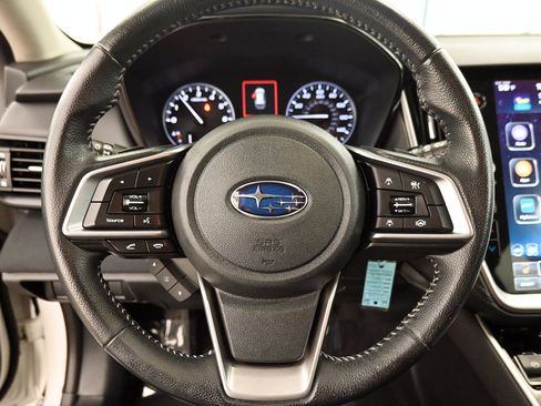 Used 2022 Subaru Outback Premium image 7