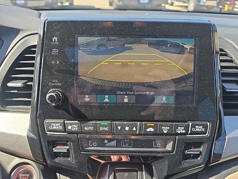 Used 2018 Honda Odyssey Touring image 31