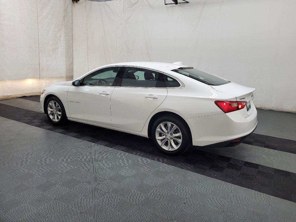 Used 2023 Chevrolet Malibu LT FWD image 3