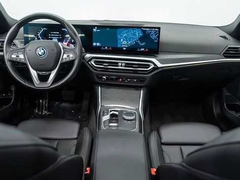 Used 2024 BMW 330e xDrive w/ Convenience Package image 10