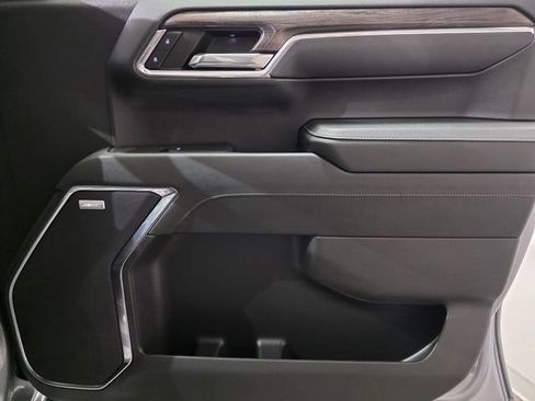 Certified 2024 Chevrolet Silverado 1500 LTZ image 29