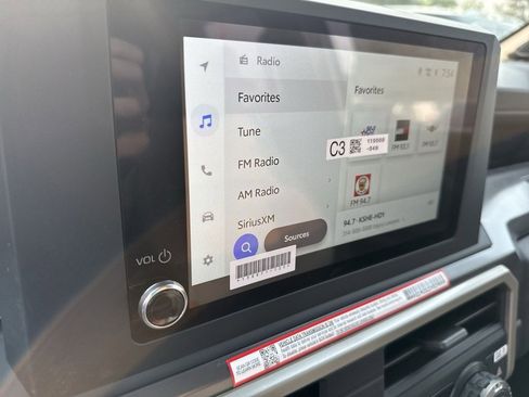 New 2025 Toyota Tacoma SR5 image 4