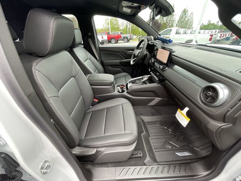New 2025 Chevrolet Colorado LT w/ LT Convenience Package RWD image 55