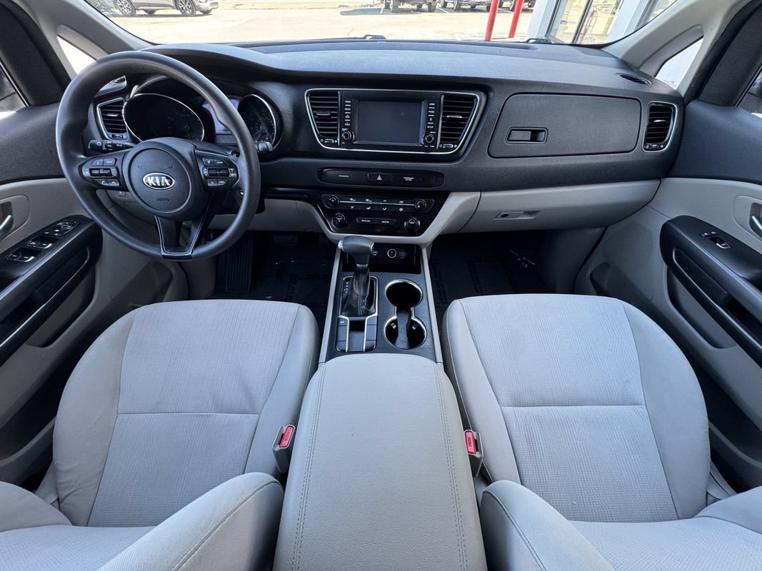 Used 2020 Kia Sedona LX FWD image 20